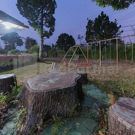 Hotel Linggarjati Near Natural Park Twa Linggarjati Ngoại thất bức ảnh