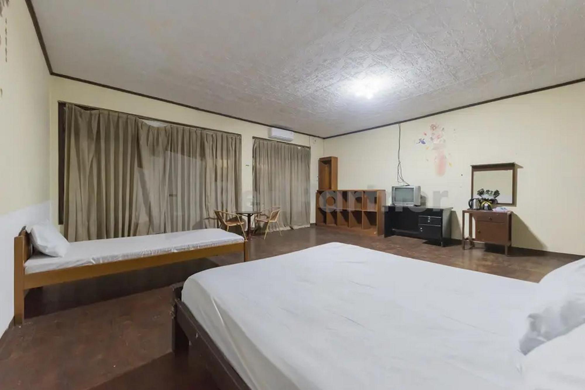 Hotel Linggarjati Near Natural Park Twa Linggarjati Ngoại thất bức ảnh